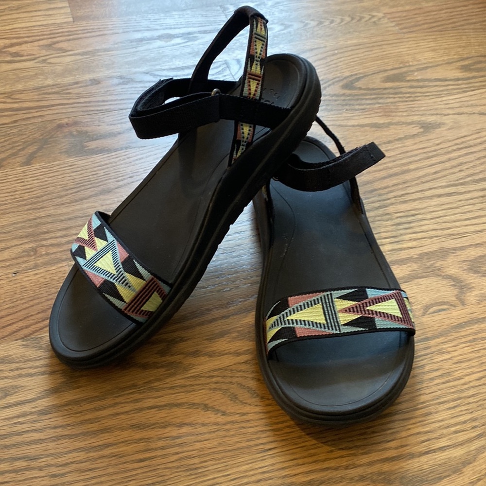 Teva Terra-float Nova Sandals Mosaic print 1009808 - womens 6.5 US velcro strap